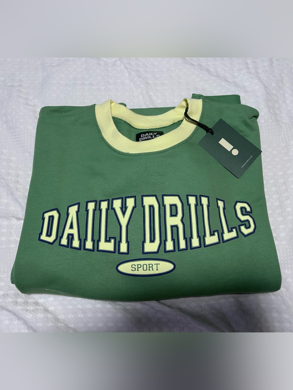Daily Drills Oversized Sport Crew - Lucky + Lemonade + Navy Size M/L NWT